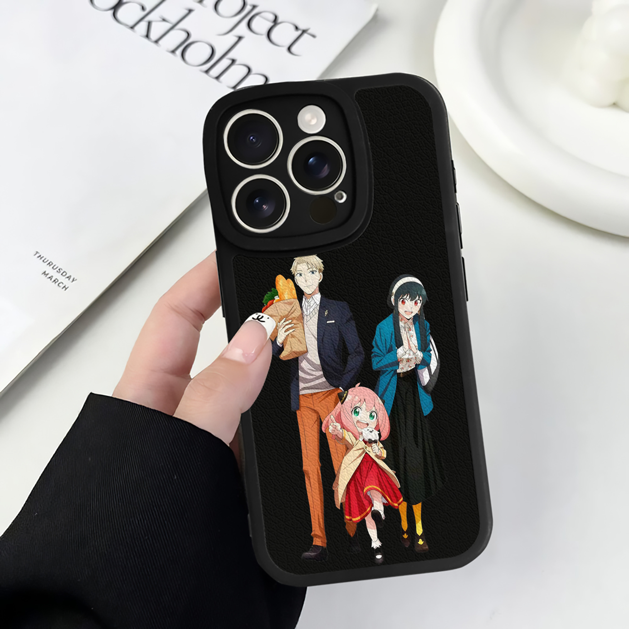 （画像用） SPY×FAMILY间谍家家酒 【iPhone 16シリーズ対応】シリコンスマホケース（レザー調） 材質：シリコン